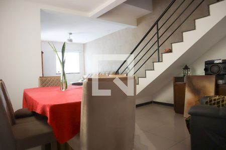 Sala 1 de casa à venda com 3 quartos, 225m² em Itaipu, Niterói