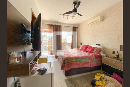 Casa à venda com 225m², 3 quartos e 3 vagasSuíte 