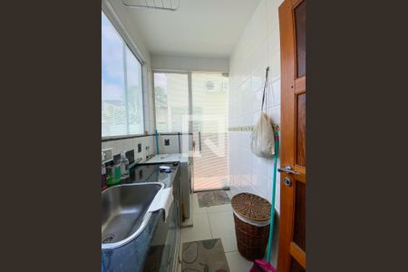 Casa à venda com 225m², 3 quartos e 3 vagasÁrea de Serviço