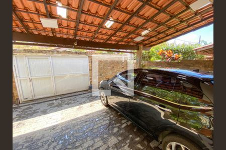 Casa à venda com 225m², 3 quartos e 3 vagasGaragem