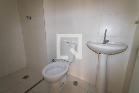 Apartamento para alugar com 35m², 2 quartos e sem vaga Apartamento para alugar com 35m², 2 quartos e sem vagaBanheiro