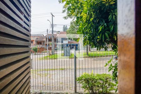Casa à venda com 250m², 3 quartos e 2 vagas Casa à venda com 250m², 3 quartos e 2 vagasVista