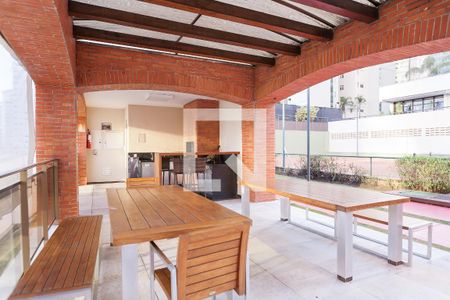 Apartamento à venda com 271m², 4 quartos e 4 vagasChurrasqueira