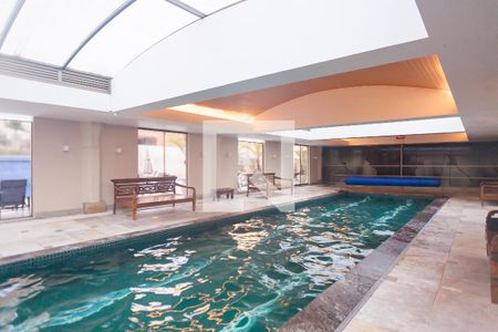 Apartamento à venda com 271m², 4 quartos e 4 vagasPiscina Coberta