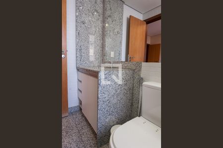 Apartamento à venda com 271m², 4 quartos e 4 vagasbanheiro suite 1