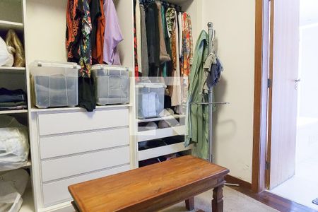 Apartamento à venda com 271m², 4 quartos e 4 vagascloset suite master