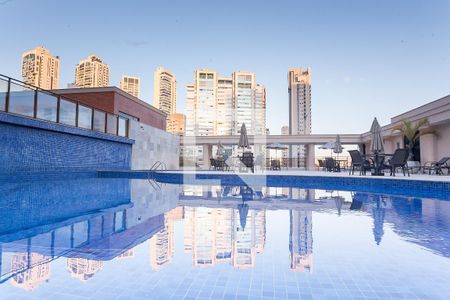 Apartamento à venda com 271m², 4 quartos e 4 vagasPiscina
