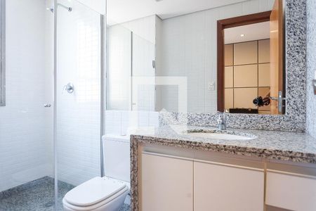 Apartamento à venda com 271m², 4 quartos e 4 vagasbanheiro suite 3