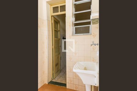 Casa de condomínio para alugar com 70m², 2 quartos e 1 vagaÁrea de Serviço