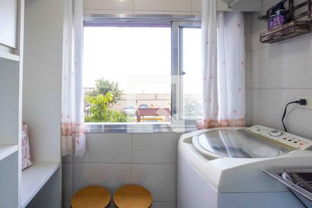Área de Serviço de apartamento para alugar com 2 quartos, 60m² em Campanário, Diadema