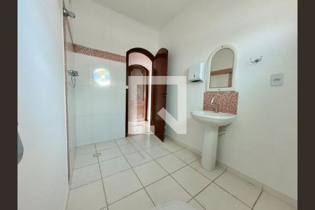 Casa para alugar com 250m², 3 quartos e sem vaga Casa para alugar com 250m², 3 quartos e sem vagaBanheiro 1