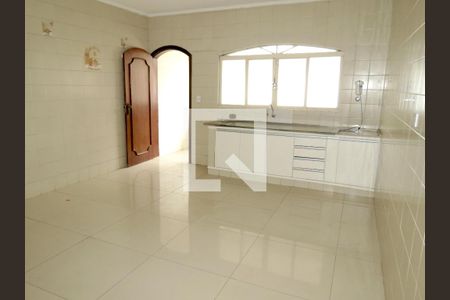 Casa para alugar com 250m², 3 quartos e sem vagaCozinha