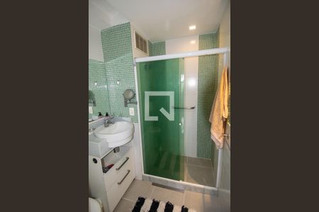 Apartamento à venda com 90m², 3 quartos e 1 vagaBanheiro da suite