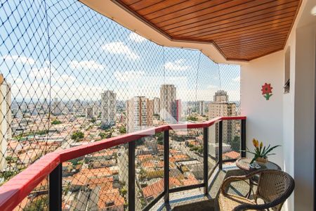 Apartamento à venda com 108m², 3 quartos e 2 vagasVaranda