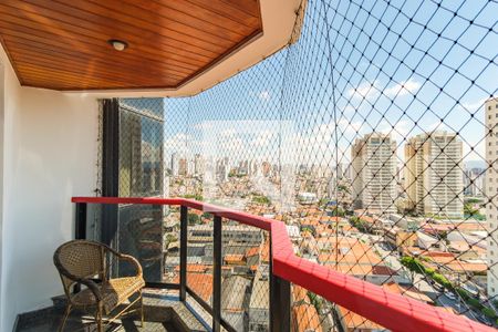 Apartamento à venda com 108m², 3 quartos e 2 vagasVaranda