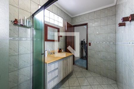 Casa à venda com 188m², 3 quartos e 2 vagasBanheiro do Quarto 1