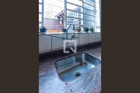 Casa à venda com 188m², 3 quartos e 2 vagasCozinha