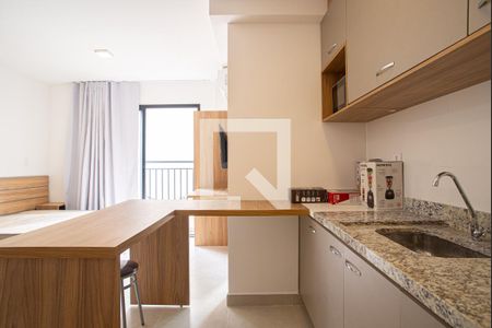 Cozinha de kitnet/studio para alugar com 1 quarto, 27m² em Bela Vista, São Paulo