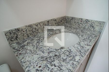 Studio para alugar com 27m², 1 quarto e sem vaga Studio para alugar com 27m², 1 quarto e sem vagaBanheiro