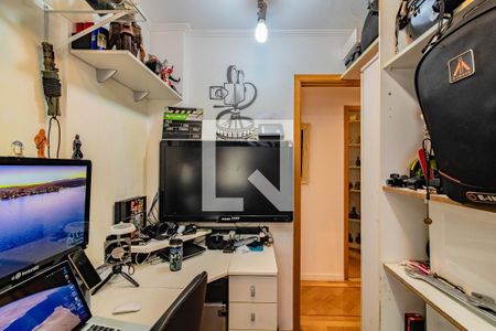 Apartamento à venda com 91m², 4 quartos e 2 vagasQuarto 2