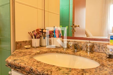 Apartamento à venda com 91m², 4 quartos e 2 vagasSuíte - Banheiro