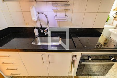 Apartamento à venda com 91m², 4 quartos e 2 vagasCozinha 