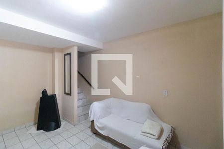 Sala de casa de condomínio para alugar com 2 quartos, 90m² em Jardim Paraiso de Viracopos, Campinas