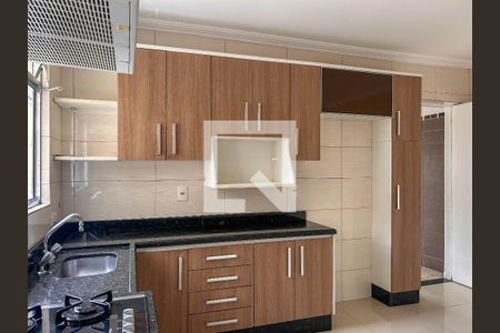 Casa para alugar com 100m², 2 quartos e 2 vagas Casa para alugar com 100m², 2 quartos e 2 vagasCozinha