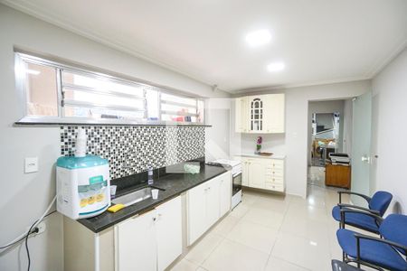 Casa à venda com 340m², 5 quartos e 4 vagasCozinha