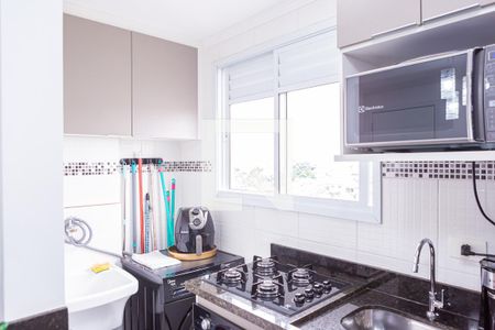 Apartamento para alugar com 37m², 2 quartos e sem vagaSala e cozinha e Área de Serviço