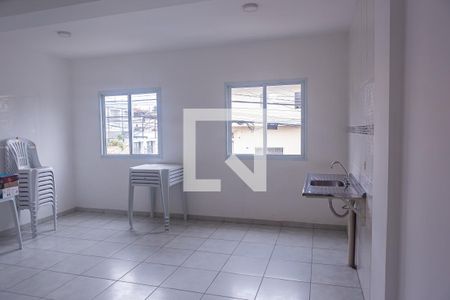 Apartamento para alugar com 37m², 2 quartos e sem vagaÁrea comum - Salão de festas