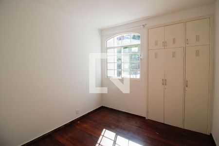Apartamento para alugar com 156m², 4 quartos e 1 vaga Apartamento para alugar com 156m², 4 quartos e 1 vagaQuarto 2