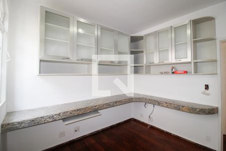 Apartamento para alugar com 156m², 4 quartos e 1 vaga Apartamento para alugar com 156m², 4 quartos e 1 vagaQuarto 1