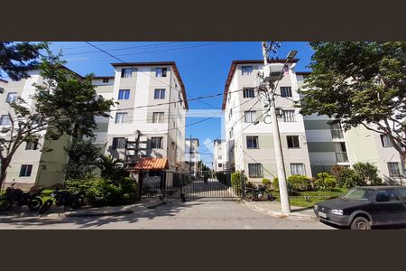 Apartamento à venda com 44m², 2 quartos e 1 vaga Apartamento à venda com 44m², 2 quartos e 1 vagaFachada