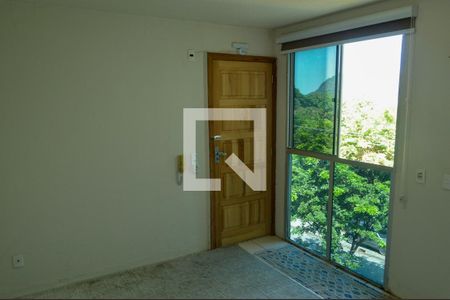 Sala de apartamento para alugar com 2 quartos, 44m² em Jacarepaguá, Rio de Janeiro