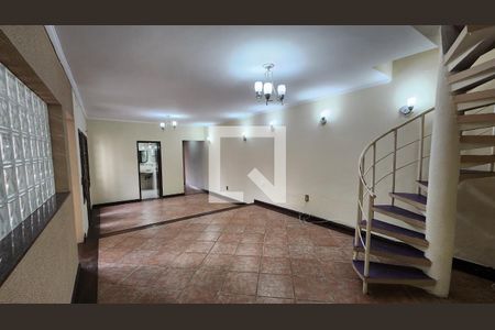 Sala de casa para alugar com 3 quartos, 295m² em Vila Santana Ii, Jundiaí