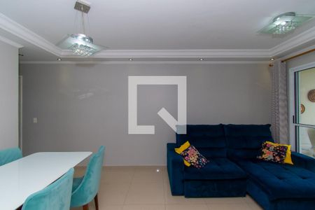 Sala de apartamento para alugar com 3 quartos, 75m² em Vila Paulo Silas, São Paulo