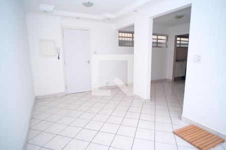Sala de casa de condomínio para alugar com 3 quartos, 70m² em Alto de Pinheiros, São Paulo