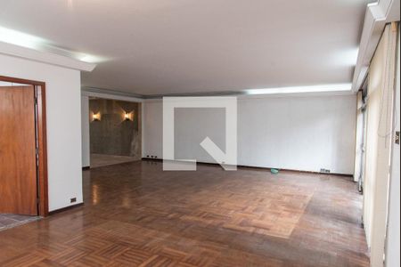 Sala de casa para alugar com 4 quartos, 380m² em Vila Monumento, São Paulo