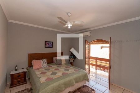 Casa à venda com 240m², 3 quartos e 3 vagas Casa à venda com 240m², 3 quartos e 3 vagasSui