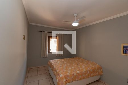 Casa à venda com 240m², 3 quartos e 3 vagas Casa à venda com 240m², 3 quartos e 3 vagasQuarto 1