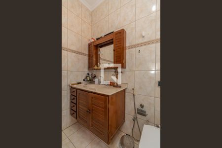 Casa à venda com 240m², 3 quartos e 3 vagas Casa à venda com 240m², 3 quartos e 3 vagasBanheiro da Suíte