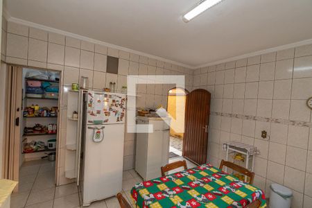 Casa à venda com 240m², 3 quartos e 3 vagas Casa à venda com 240m², 3 quartos e 3 vagasCozinha