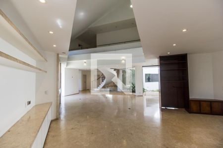 Sala de casa de condomínio à venda com 4 quartos, 780m² em Alphaville Residencial Dois, Barueri