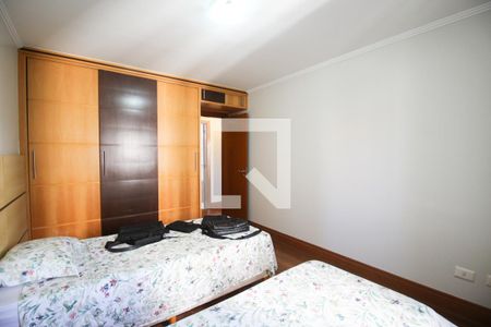 Apartamento à venda com 200m², 2 quartos e 2 vagas Apartamento à venda com 200m², 2 quartos e 2 vagasQuarto 1