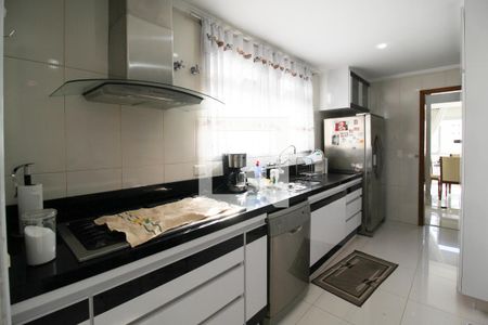 Apartamento à venda com 200m², 2 quartos e 2 vagas Apartamento à venda com 200m², 2 quartos e 2 vagasCozinha