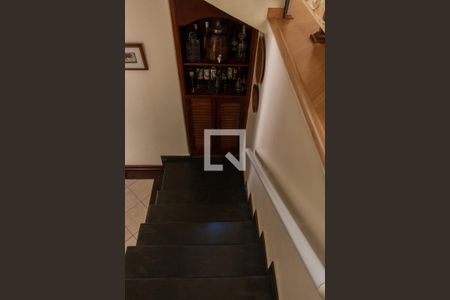 Casa à venda com 300m², 3 quartos e 4 vagasESCADA ACESSO