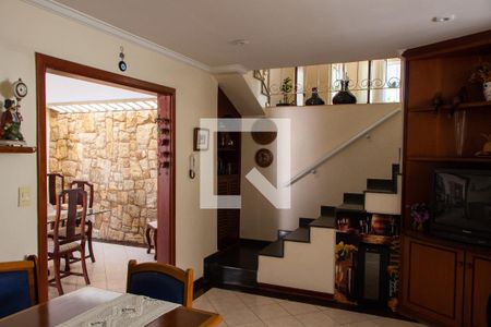 Casa à venda com 300m², 3 quartos e 4 vagasCOPA