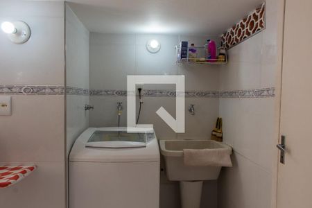 Casa à venda com 300m², 3 quartos e 4 vagasÁREA DE SERVIÇO