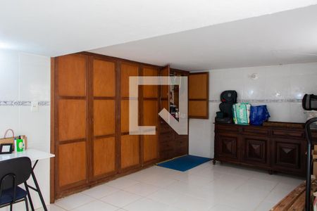 Casa à venda com 300m², 3 quartos e 4 vagasÁREA DE SERVIÇO